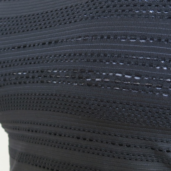 Black Workout Tank Top - Picture 3 of 3